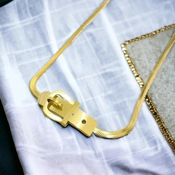 🆕️Buckle Choker Trendy Statement Necklace 18K Gold Plated Stainless Steel - Picture 12 of 15
